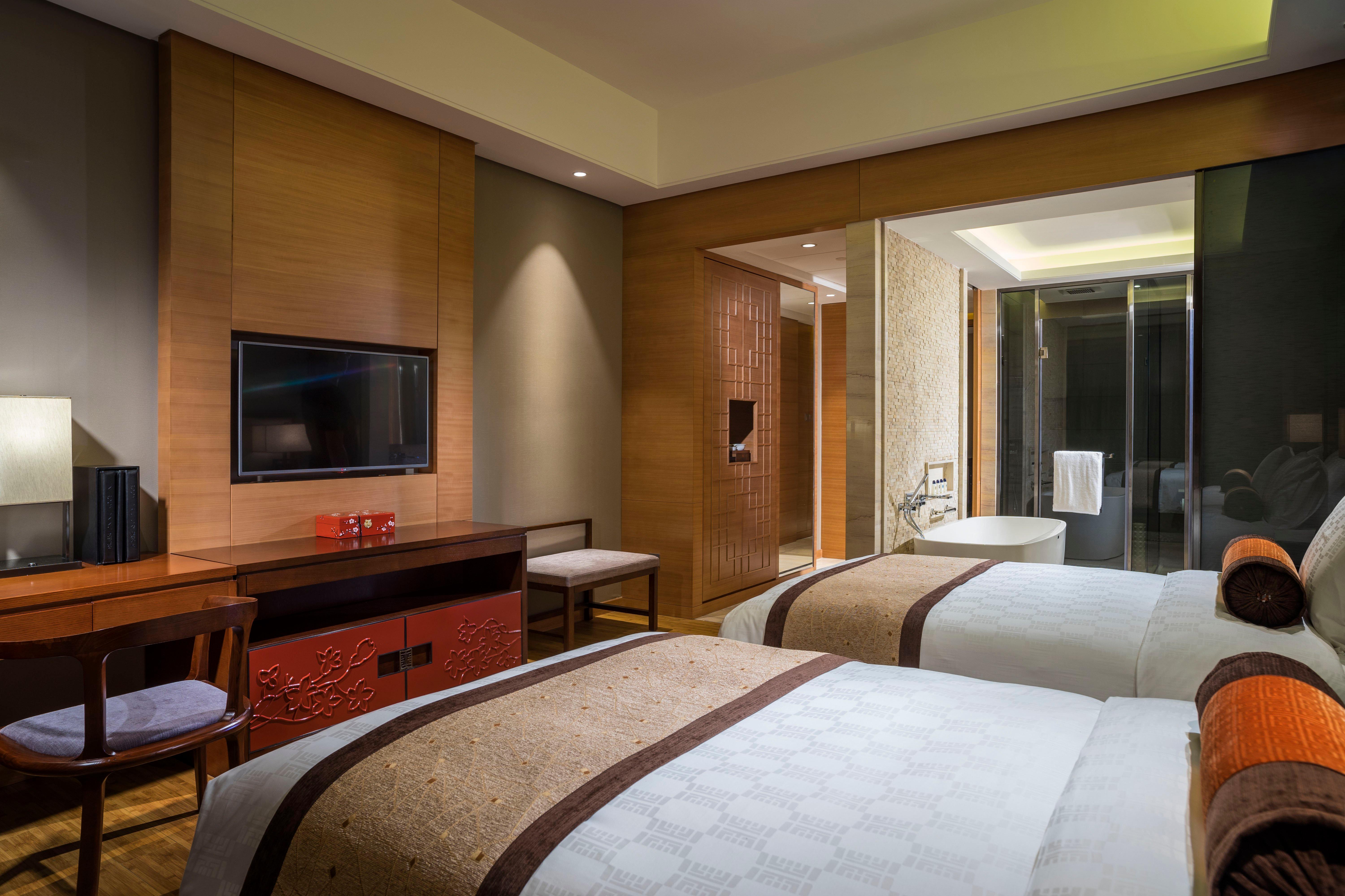 Hualuxe Yangjiang City Center Esterno foto