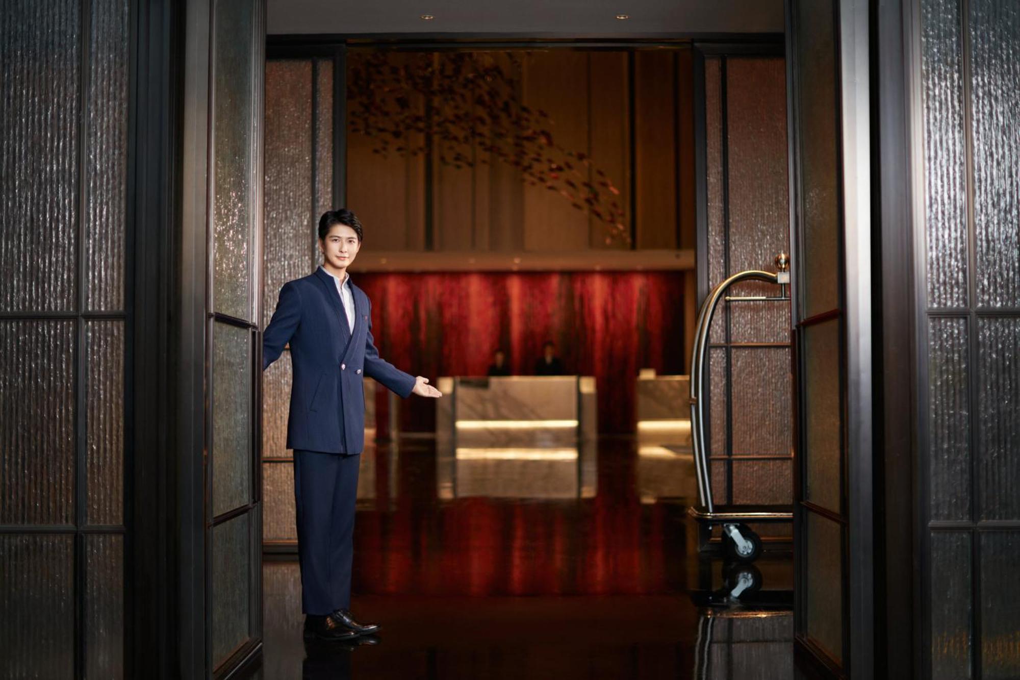 Hualuxe Yangjiang City Center Esterno foto